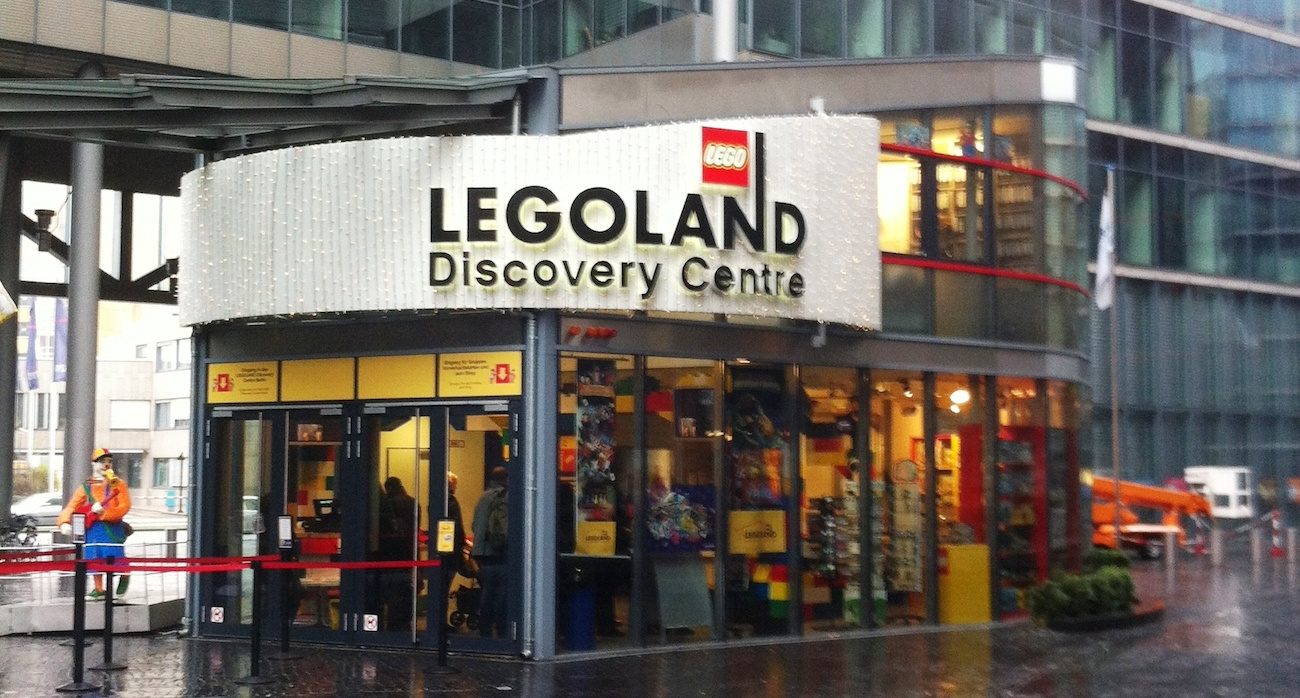 Entrance_to_Legoland_Discovery_Centre_Berlin